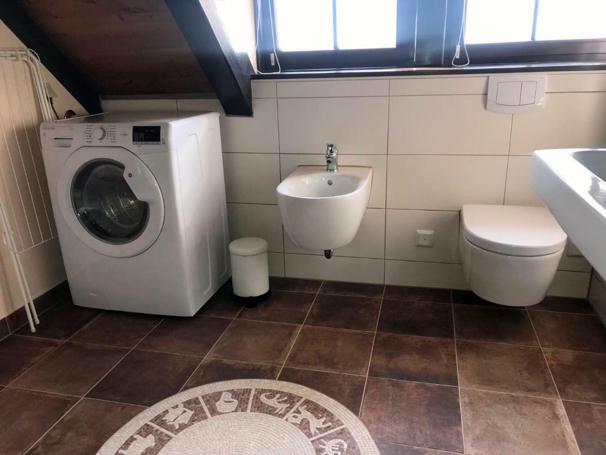 Fewo Turmzimmer Im Rittergut Leppersdorf Bei Dresden Exterior foto