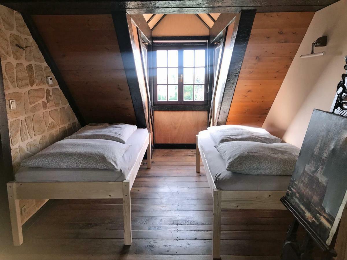 Fewo Turmzimmer Im Rittergut Leppersdorf Bei Dresden Exterior foto